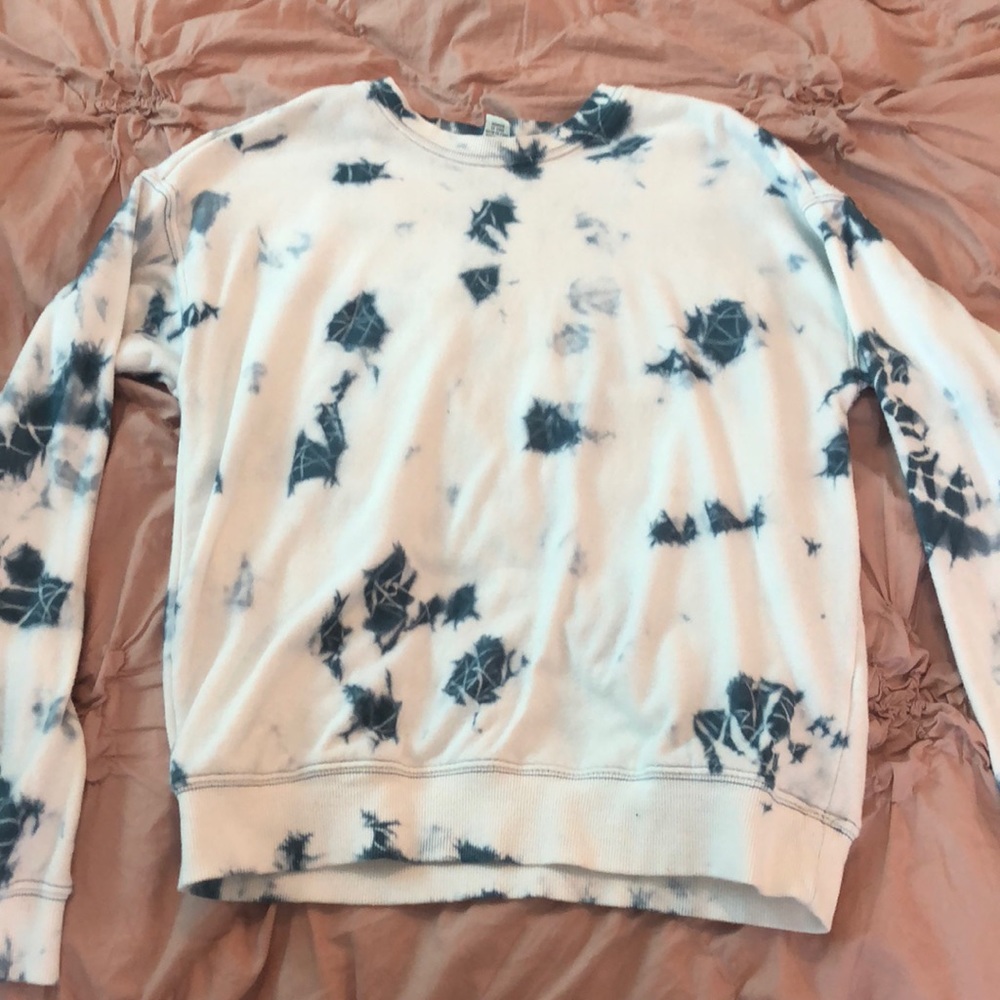 Crew neck sweater/sweatshirt/long sleeve shirt